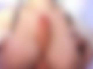 akura011's Live Sex Cam Show
