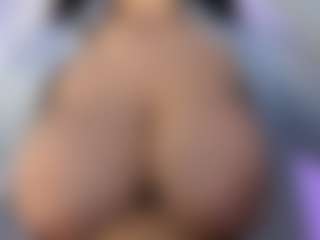 akura011's Live Sex Cam Show