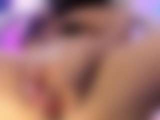 akura011's Live Sex Cam Show