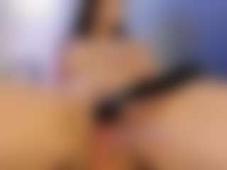 akura011's Live Sex Cam Show
