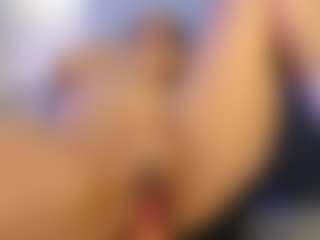 akura011's Live Sex Cam Show