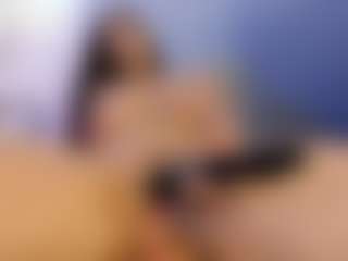 akura011's Live Sex Cam Show