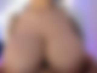 akura011's Live Sex Cam Show