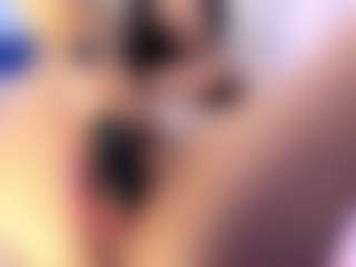 akura011's Live Sex Cam Show