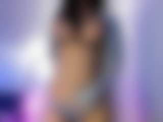 akura011's Live Sex Cam Show