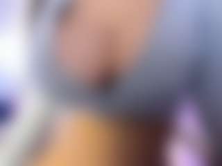 akura011's Live Sex Cam Show