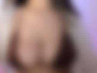 akura011's Live Sex Cam Show