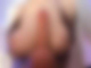akura011's Live Sex Cam Show