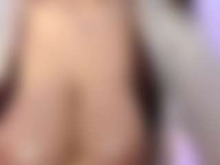 akura011's Live Sex Cam Show