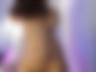 akura011's Live Sex Cam Show