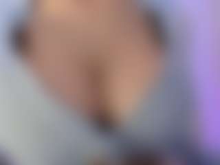 akura011's Live Sex Cam Show