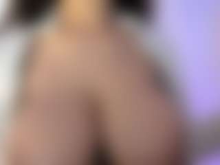 akura011's Live Sex Cam Show