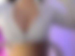 akura011's Live Sex Cam Show