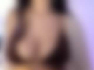 akura011's Live Sex Cam Show