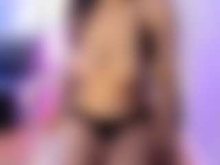 akura011's Live Sex Cam Show