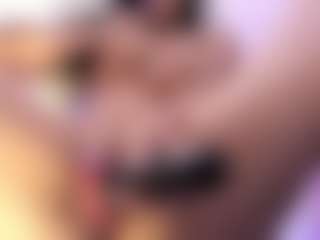 akura011's Live Sex Cam Show