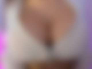 akura011's Live Sex Cam Show