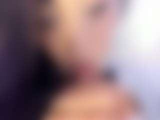 akura011's Live Sex Cam Show