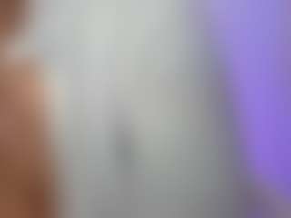 akura011's Live Sex Cam Show