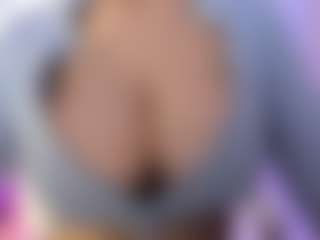 Live cam show with akura011 - Big Ass MILF on Streamer API