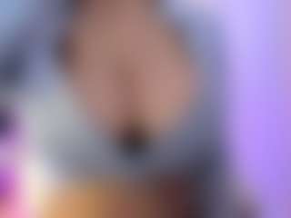 akura011's Live Sex Cam Show