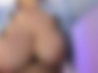 akura011's Live Sex Cam Show