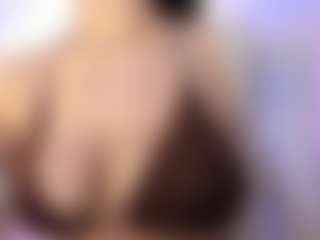 akura011's Live Sex Cam Show