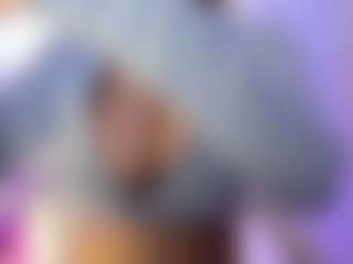 akura011's Live Sex Cam Show