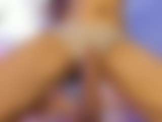 akura011's Live Sex Cam Show