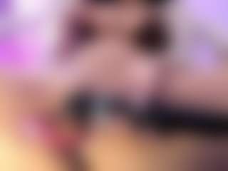 akura011's Live Sex Cam Show