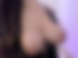 akura011's Live Sex Cam Show
