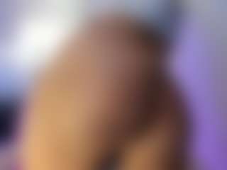 akura011's Live Sex Cam Show