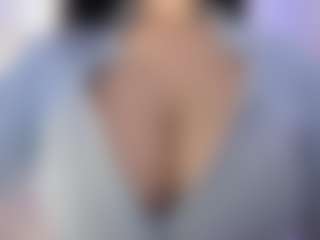 akura011's Live Sex Cam Show
