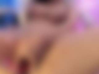 akura011's Live Sex Cam Show