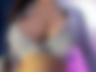 akura011's Live Sex Cam Show