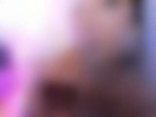akura011's Live Sex Cam Show