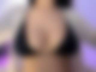 akura011's Live Sex Cam Show
