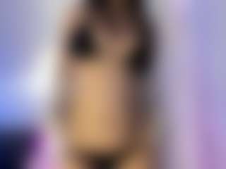 akura011's Live Sex Cam Show