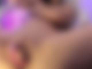 akura011's Live Sex Cam Show