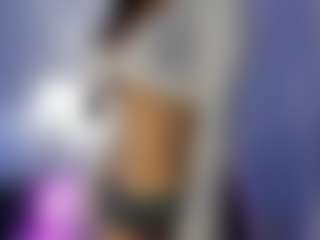akura011's Live Sex Cam Show