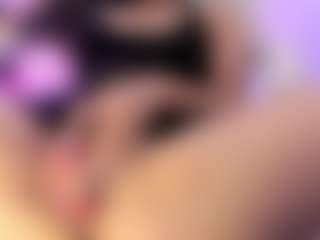 Live cam show with akura011 - Big Tits MILF on Camsoda