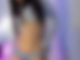akura011's Live Sex Cam Show