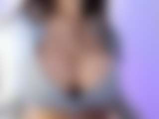 akura011's Live Sex Cam Show