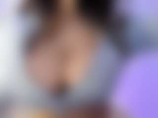akura011's Live Sex Cam Show