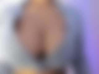 akura011's Live Sex Cam Show