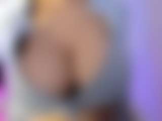 akura011's Live Sex Cam Show