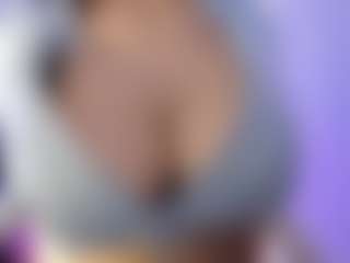 akura011's Live Sex Cam Show