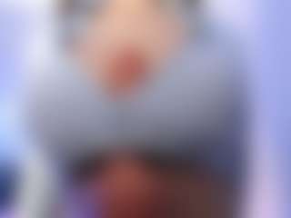 akura011's Live Sex Cam Show