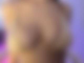akura011's Live Sex Cam Show