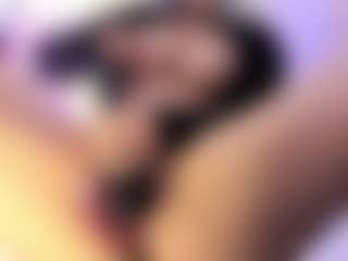 akura011's Live Sex Cam Show